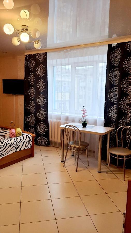 Apartments On Sotsialisticheskaya Kak Doma Babrujsk Exteriör bild